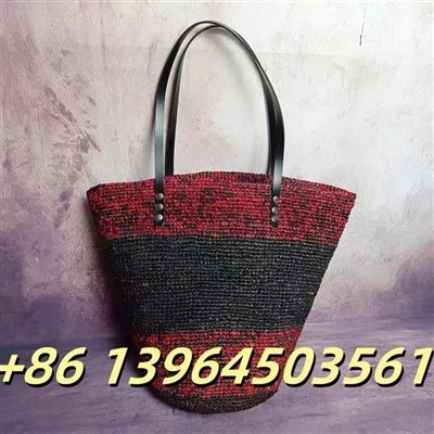 Raffia plecu pludmales vasaras soma